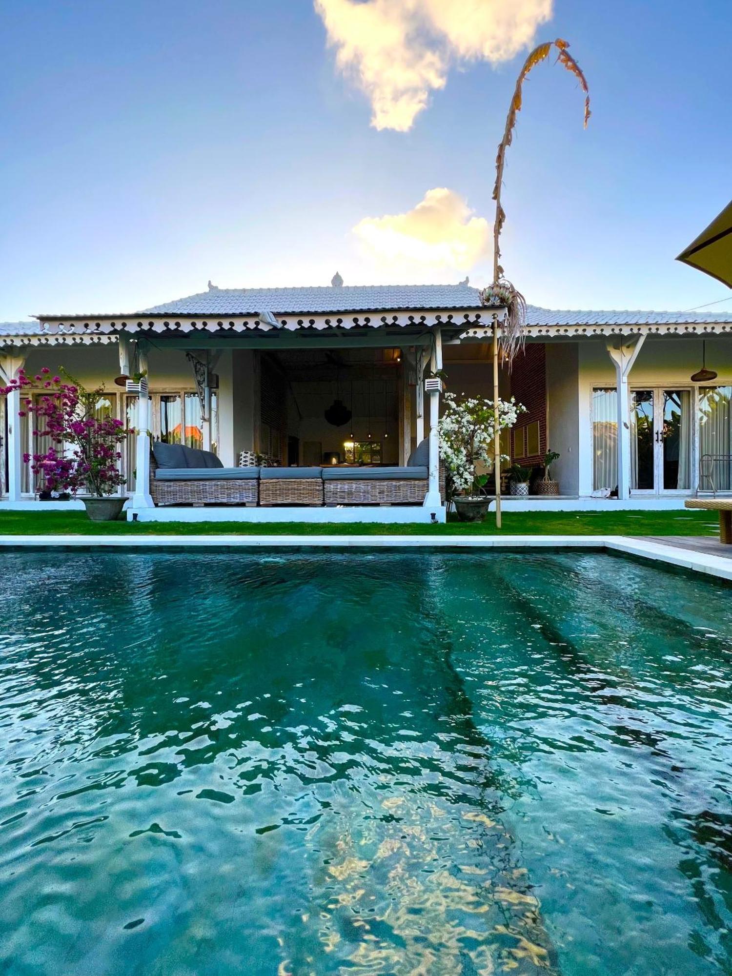 Uluwatu Vicolo Artvillas מראה חיצוני תמונה